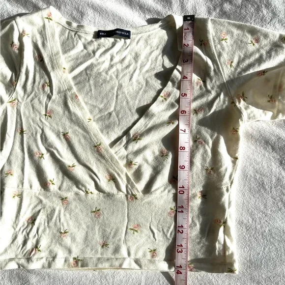 Rare Brandy Melville Floral Amara Crop Top Y2K Babydoll Date Night Boho Size OS - Picture 8 of 9
